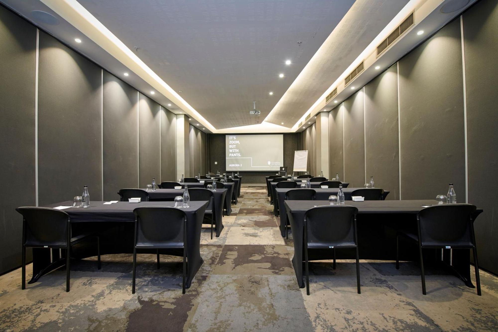Capitol On The Park Hotel Johannesburg Exterior photo