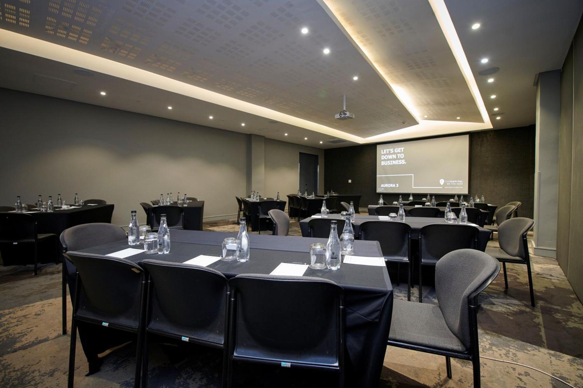 Capitol On The Park Hotel Johannesburg Exterior photo