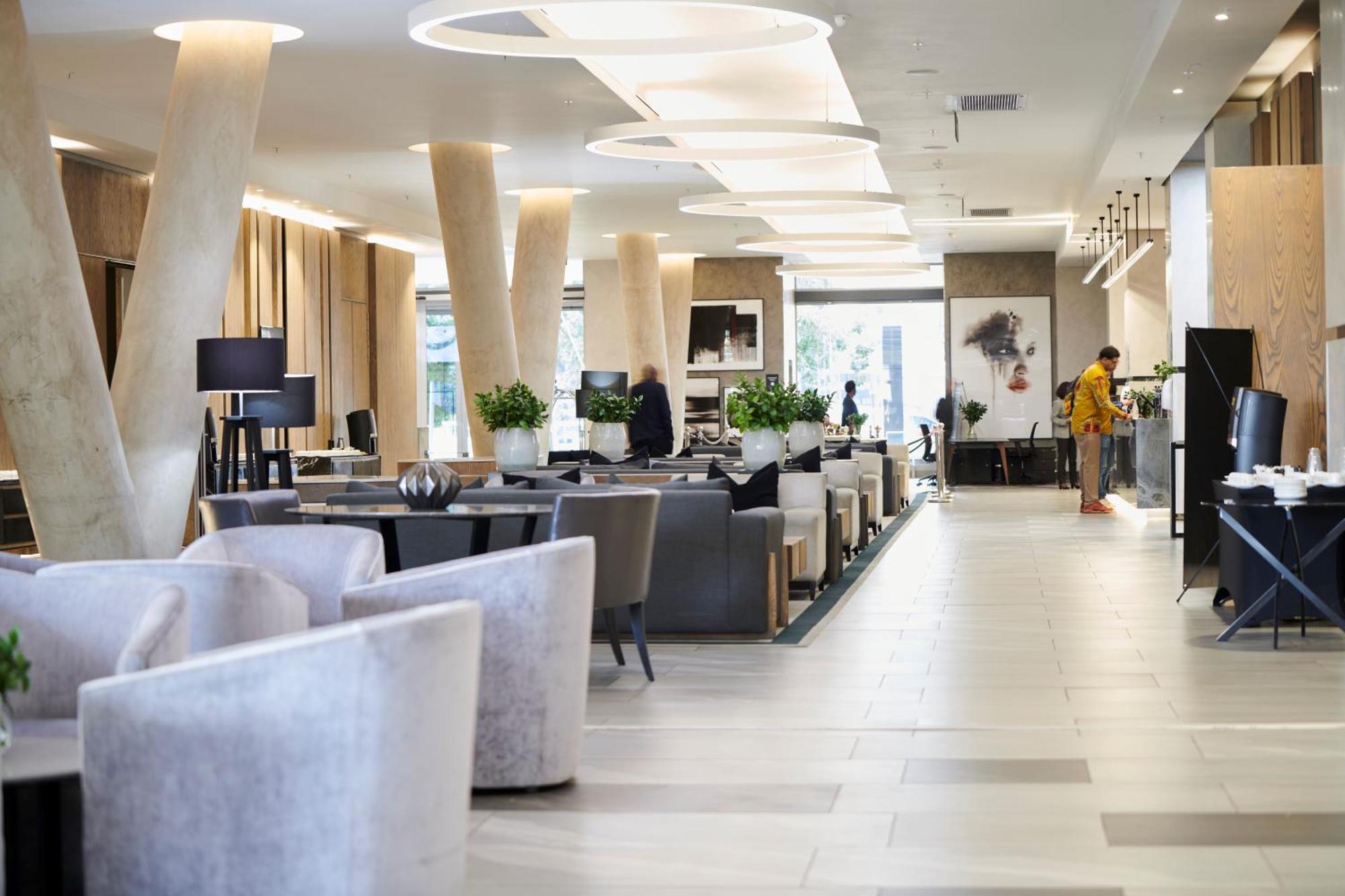 Capitol On The Park Hotel Johannesburg Exterior photo