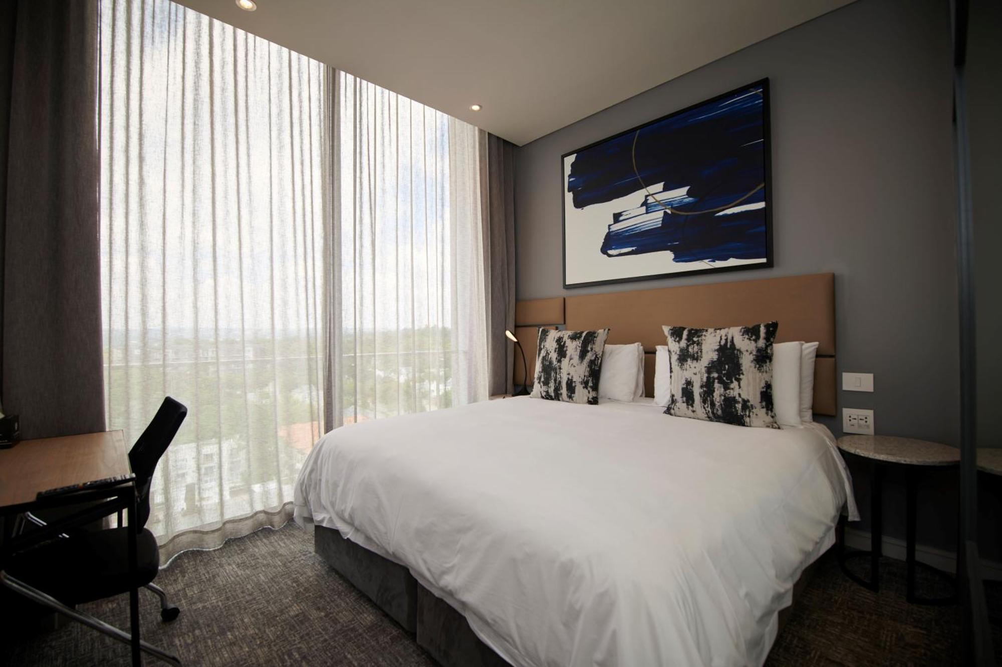 Capitol On The Park Hotel Johannesburg Exterior photo
